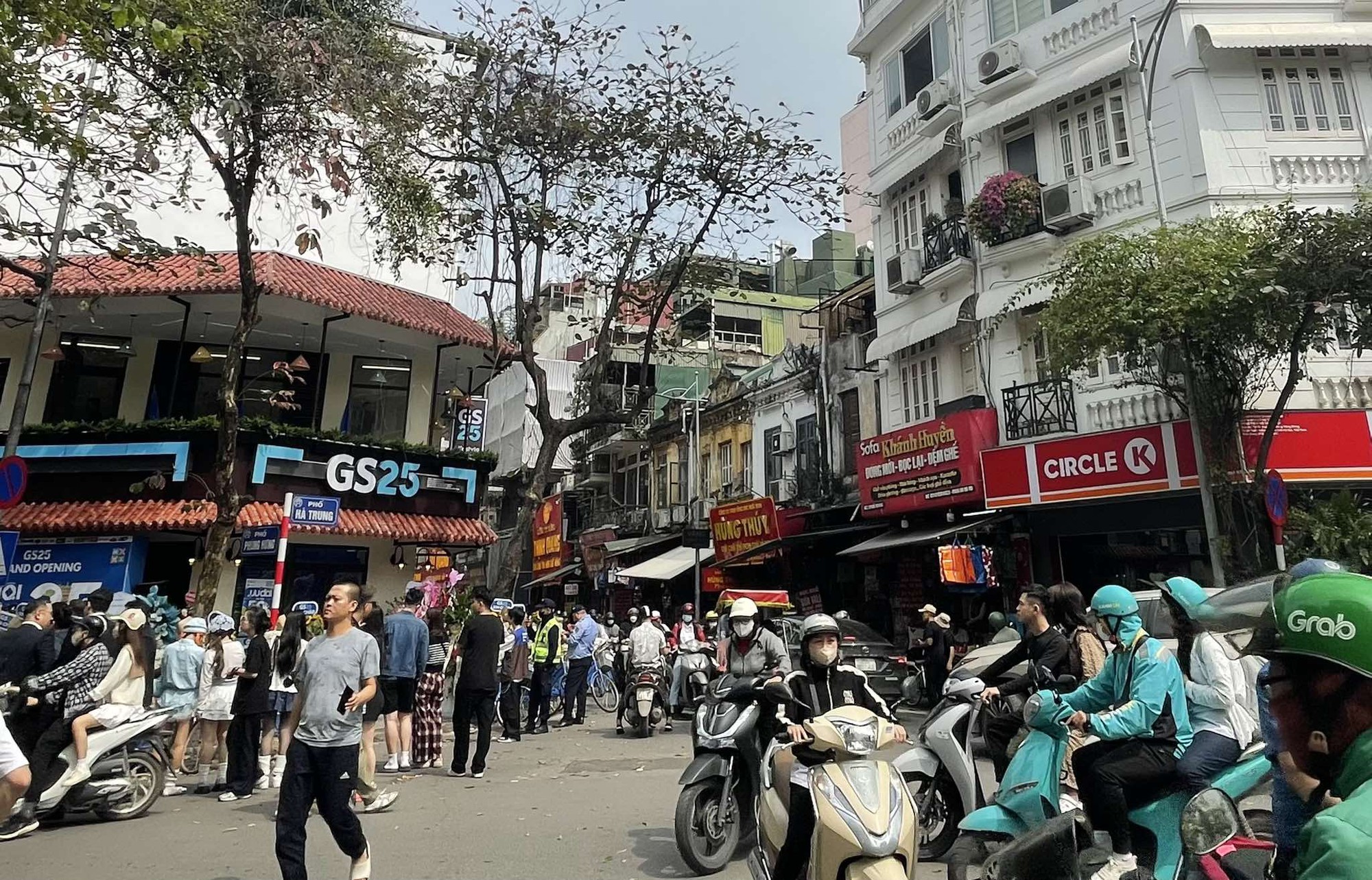 Phá thế độc tôn của Circle K, chuỗi 7-Eleven và GS25 hâm nóng thị trường cửa hàng tiện lợi Hà Nội