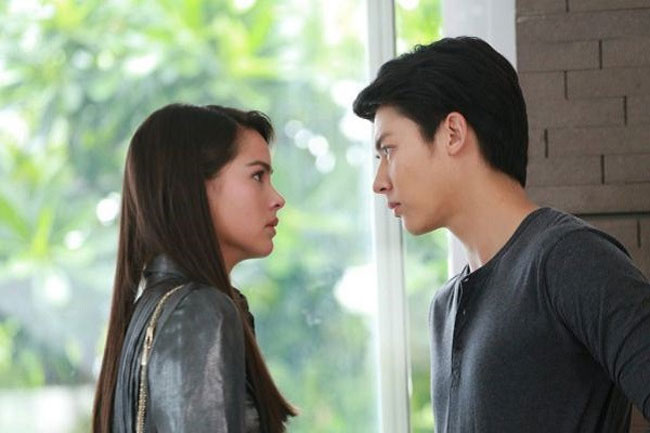 Cầm lá đơn ly hôn của vợ, tôi đau lòng vì lý do cô ấy nói bên trong