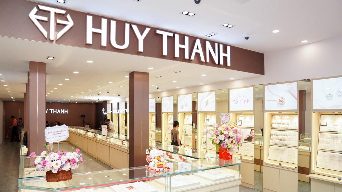 Ai đứng sau thương hiệu Huy Thanh Jewelry