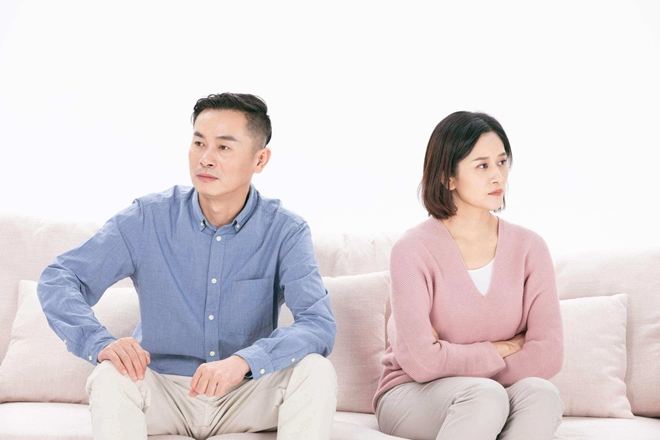 Em chồng ngang nhiên lấy xe bố mẹ tôi tặng, tôi phản đòn khiến cả nhà chồng chấn động