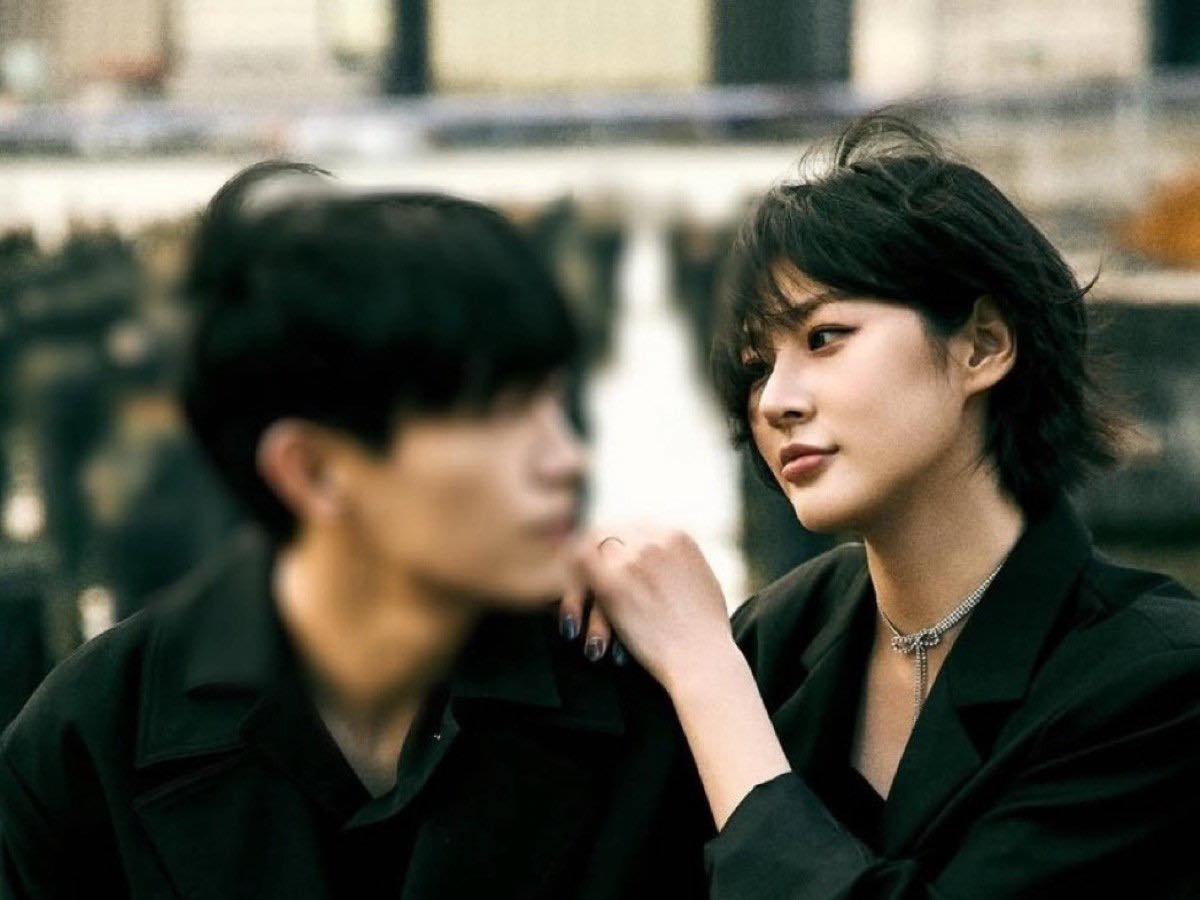 Cuộc hôn nhân kì lạ của Kim Sae Ron gặp mặt, kết hôn, ly hôn chỉ trong 3 tháng