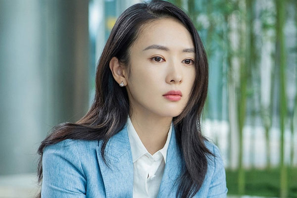 Ám ảnh tuổi thơ đầy đau khổ với mẹ kế, sau ly hôn tôi quyết ở vậy nuôi con