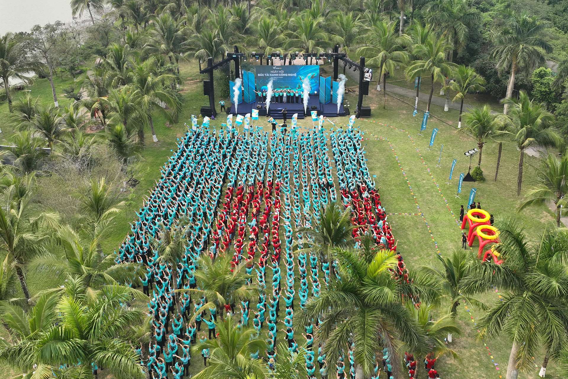 Ngày hưởng ứng Bác tài Xanh công nghệ - Tôn vinh tài xế xe xanh