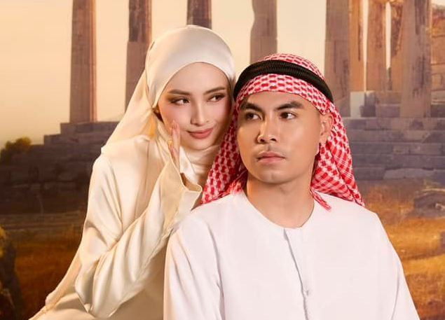 MC Mù Tạt đăng status gắt lúc đêm muộn, chuyện yêu đương cầu thủ Đức Huy có biến