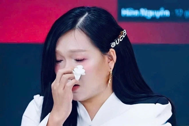 Nóng Cuối cùng Phạm Thoại cũng lên tiếng xin lỗi, sẵn sàng sang Singapore đối chất