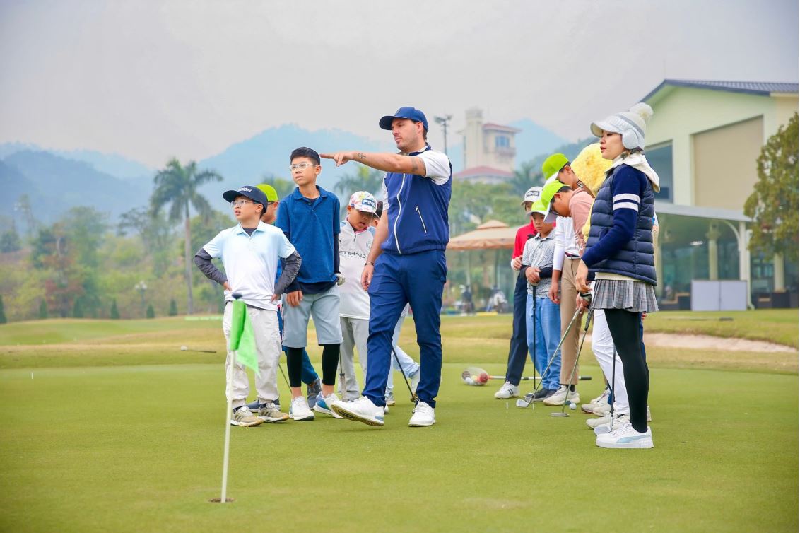 Giám đốc Đào tạo HV Golf Jack Nicklaus Tôi mong được thấy nhiều golfer trẻ Việt Nam thi đấu trên đấu trường quốc tế!