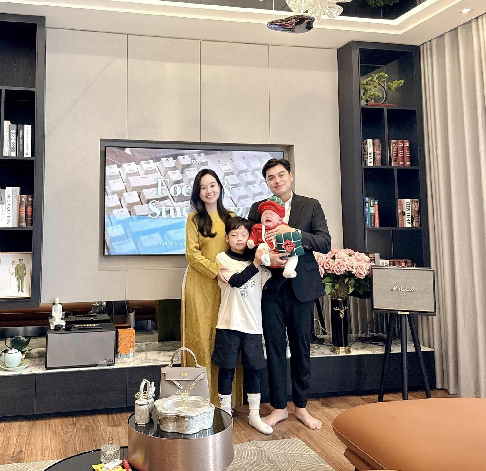 Ly Kute bất ngờ khoe sở hữu loạt bất động sản, sống chuẩn phú bà sau 2 năm lấy chồng