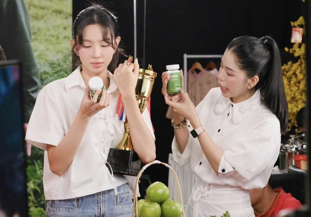 Hoa hậu Thùy Tiên bị phạt 25 triệu đồng vụ quảng cáo kẹo rau củ Kera