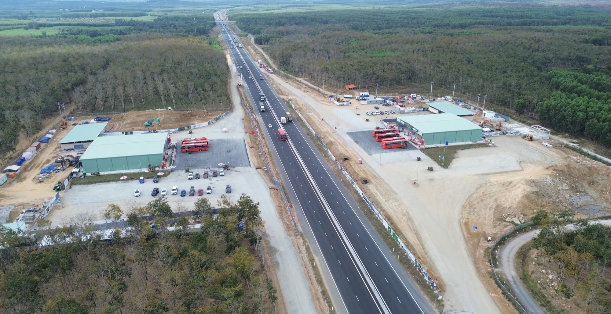 Thủ tướng phê bình các Bộ, ngành, địa phương chậm phân bổ vốn đầu tư công