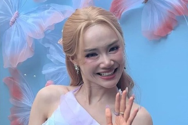 Nhã Phương gầy rộc, lộ hàng loạt dấu hiệu lão hóa qua camera thường