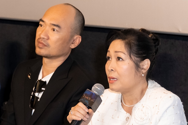 NSND Hồng Vân nói Tiến Luật hơi hỗn khi gọi mình là chị