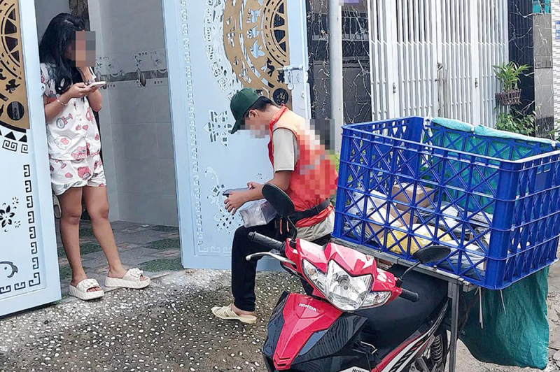 Vạch trần thủ đoạn giả danh shipper