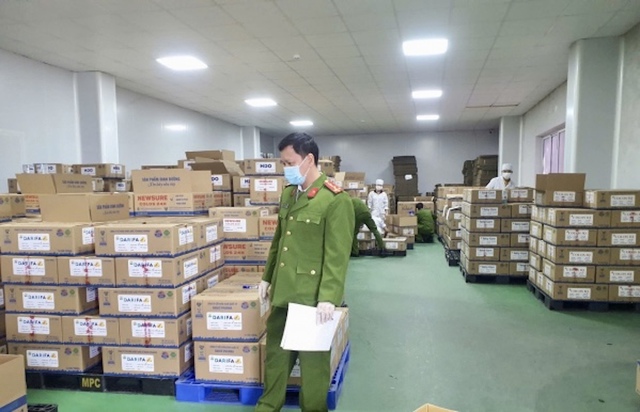 Hé lộ điểm chung của hai công ty sản xuất 573 nhãn hiệu sữa giả, ai đứng sau doanh nghiệp