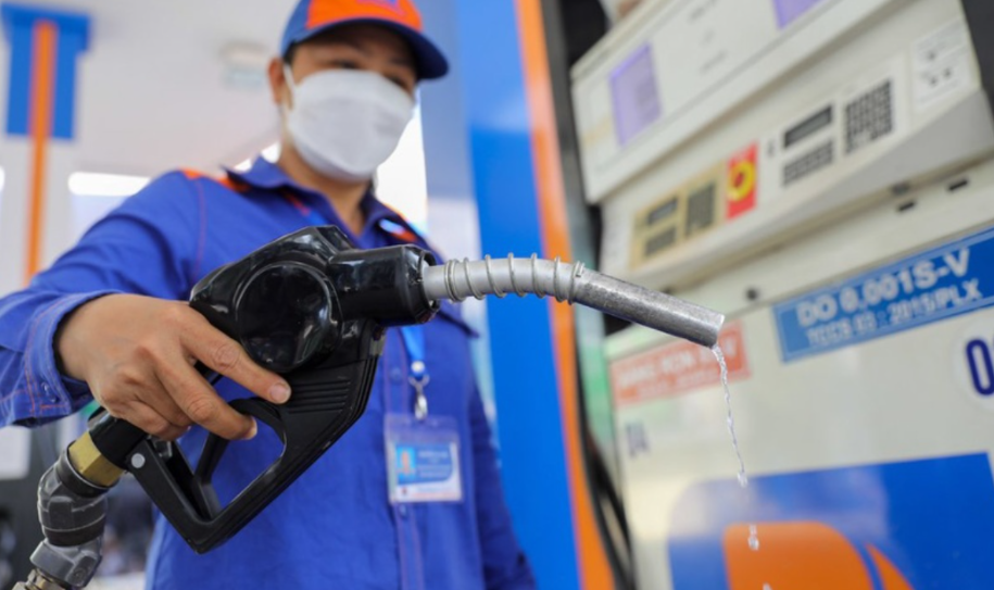 Giá xăng dầu hôm nay 204 Duy trì ổn định