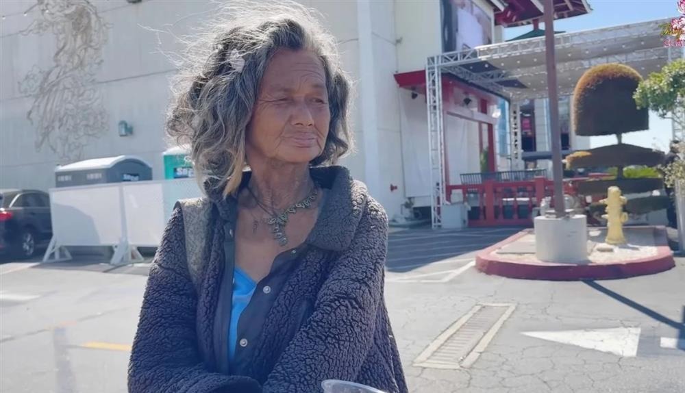 Mỹ nhân bốc lửa một thời Kim Ngân ngờ nghệch, sống lang thang tại Mỹ