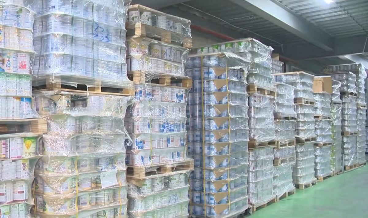 TPHCM đồng loạt kiểm tra cơ sở sản xuất sữa sau vụ gần 600 sản phẩm sữa giả