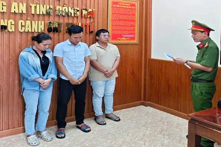 Khởi tố nhóm đối tượng đưa hơn 4 tấn thịt heo bệnh làm giò chả, cung cấp suất ăn công nghiệp