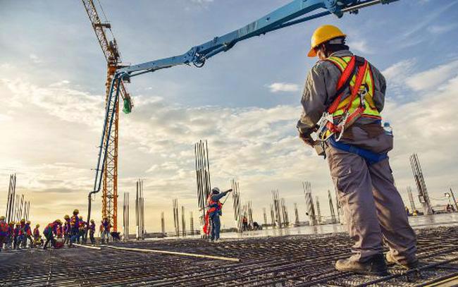 Sức ép từ giải ngân vốn đầu tư công 875.000 tỷ đồng, triển vọng nào cho cổ phiếu nhóm này