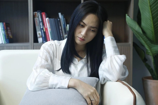 Thuê y tá chăm bố chồng nằm viện, tôi bị em chồng mắng  “Đồ bất hiếu” 