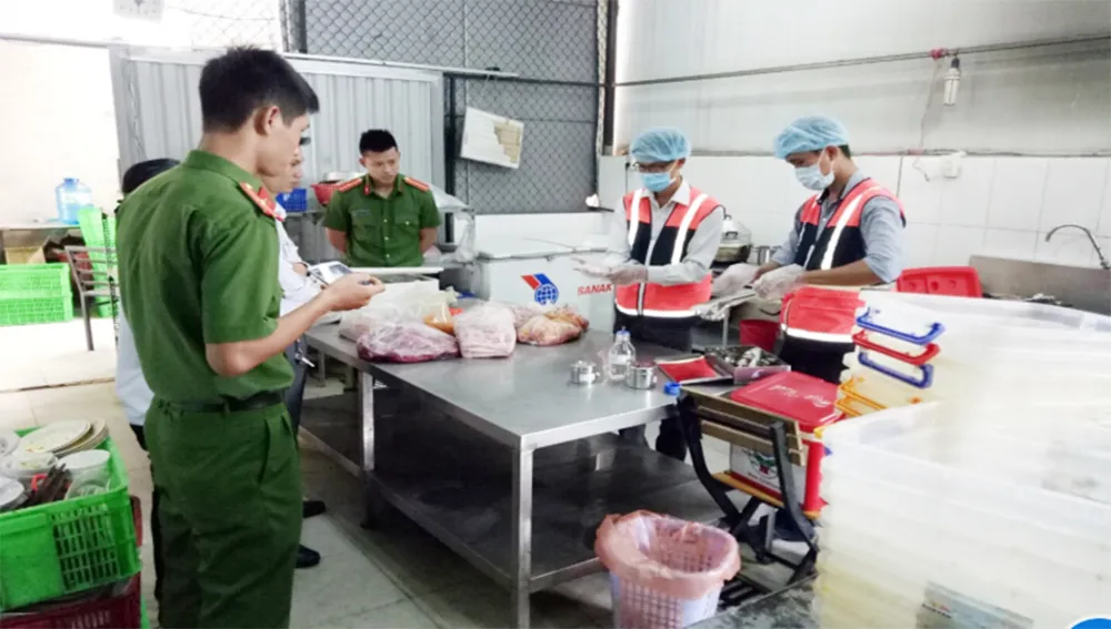 Cục An toàn thực phẩm xử phạt vi phạm hành chính đối với 2 công ty