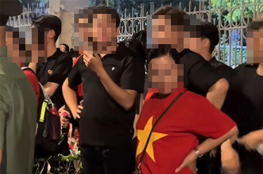 Xôn xao bài xin lỗi của nam sinh ĐH Văn Lang, nội dung gây tranh luận