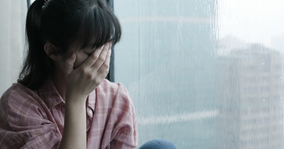 Ngày kết hôn, dượng cho tôi 50 triệu làm của hồi môn, hai năm sau tôi nhận được một khoản tiền và vô cùng sửng sốt khi kiểm tra số tiền
