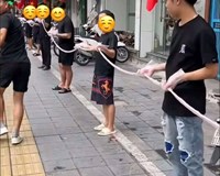 Lan truyền lòng se điếu dài 40 mét Cảnh báo gian lận thương mại và rủi ro an toàn thực phẩm 