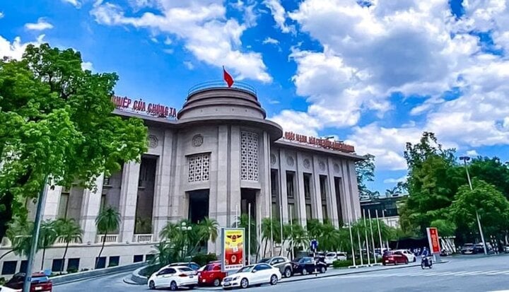 NHNN hút ròng hơn 20.000 tỉ đồng