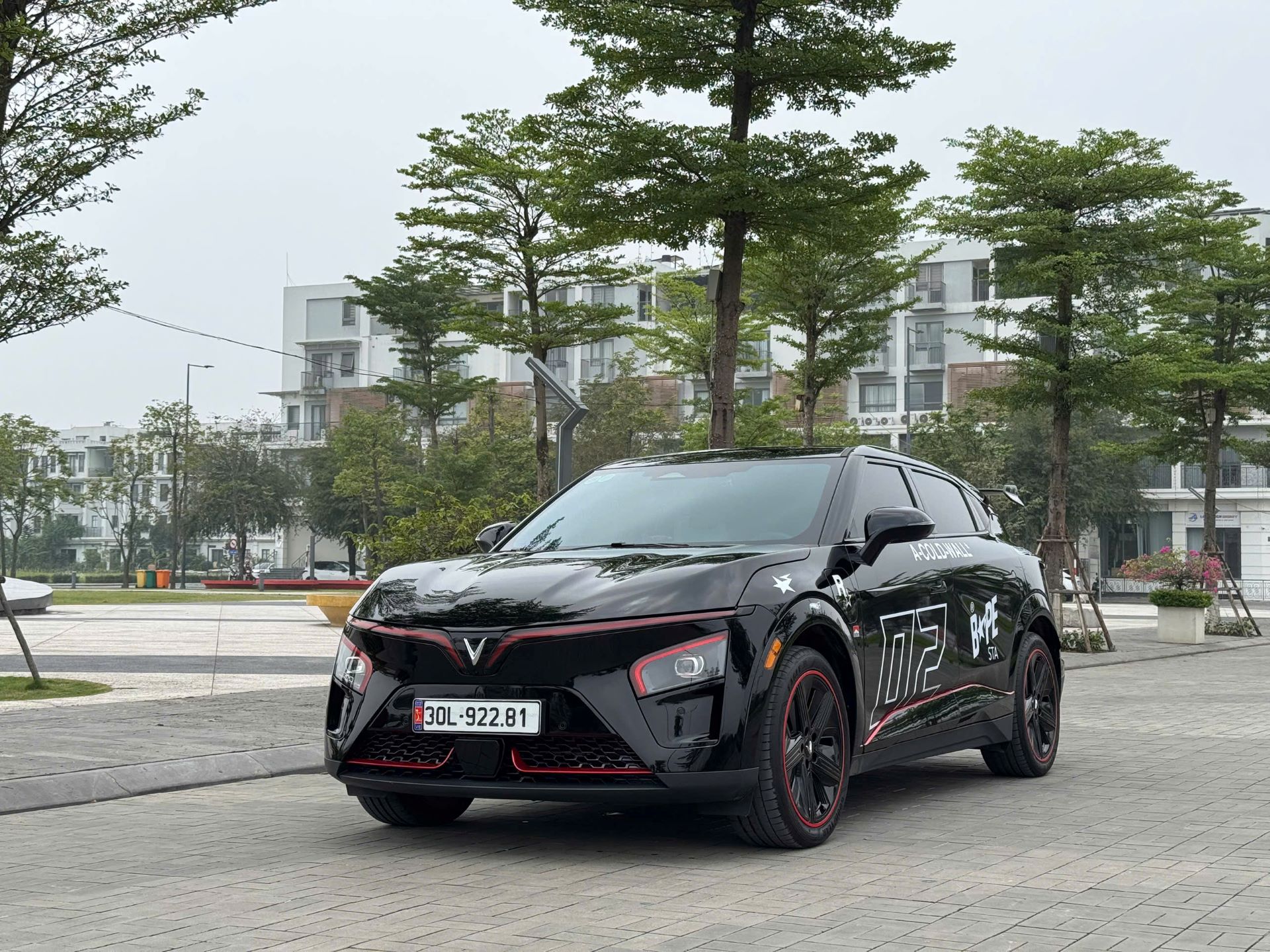 Chủ xe điện VinFast Không cần phải chọn giữa mạnh mẽ và an toàn, VF 7 có tất cả