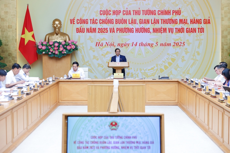 Ngăn chặn, đẩy lùi và tiến tới chấm dứt tình trạng buôn lậu, hàng giả, hàng nhái