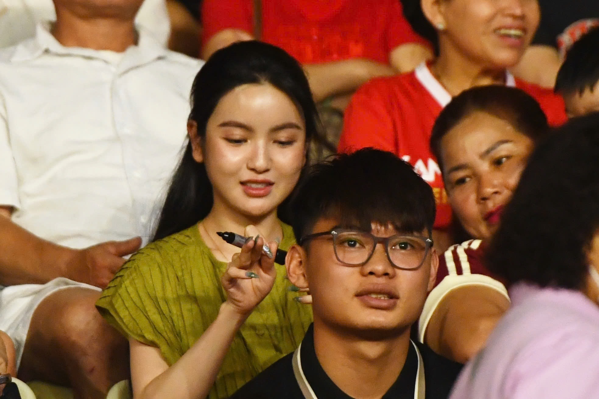 Diện mạo đơ cứng của Chu Thanh Huyền sau nghi vấn thẩm mỹ, nhìn mãi mới nhận ra