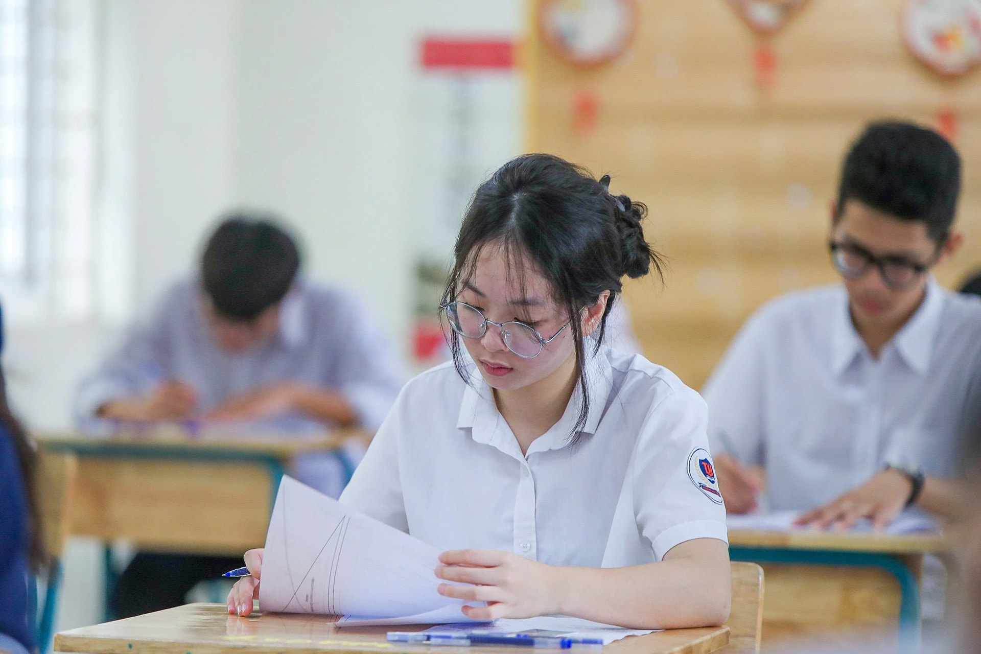 Thi vào lớp 10 trường công lập đừng tạo áp lực với học sinh