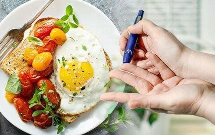 Không phải tin đồn! Nghiên cứu y học phát hiện Ăn sáng sớm hơn 1 giờ, nguy cơ tiểu đường giảm 59%