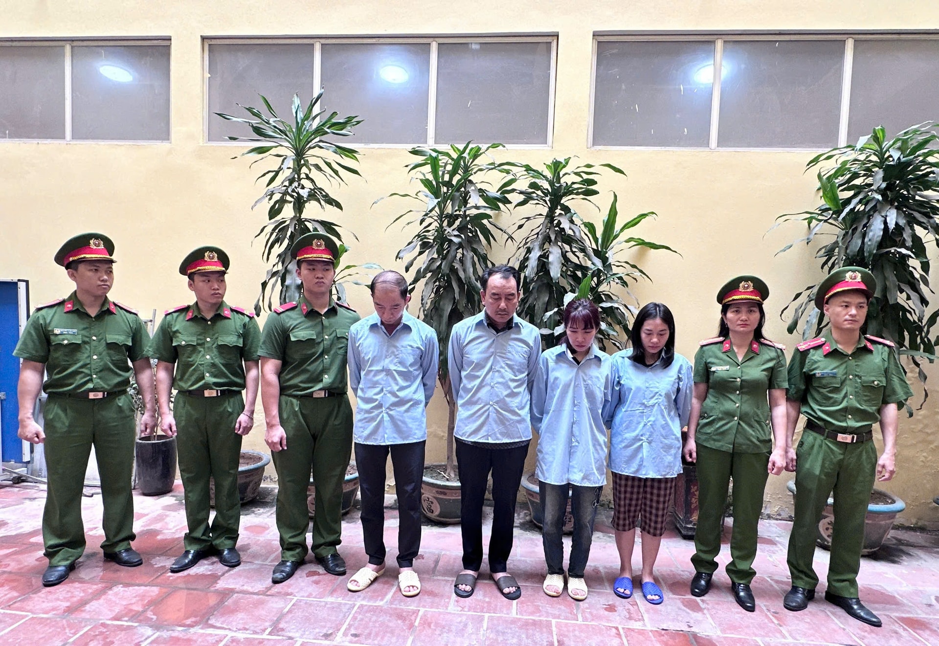 Hà Nội Nhận hối lộ hơn 1 tỷ đồng, 4 cán bộ phường Hoàng Liệt bị khởi tố