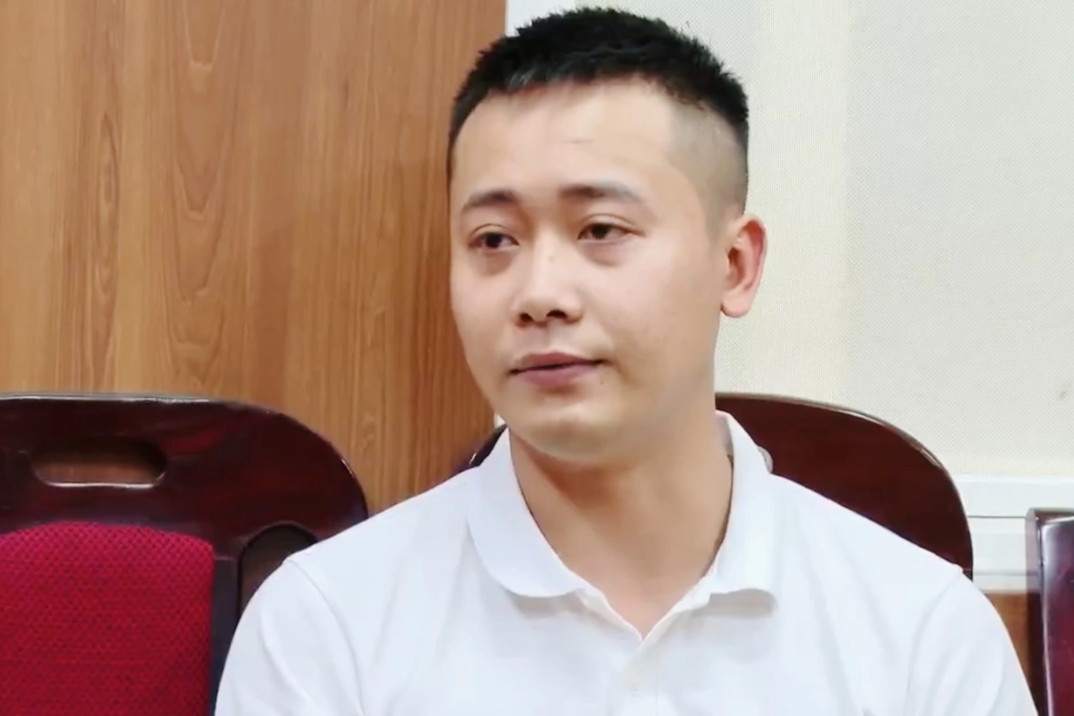 Xôn xao công ty của Quang Linh Vlog phá sản nợ lương loạt nhân viên, sự thật gây sốc