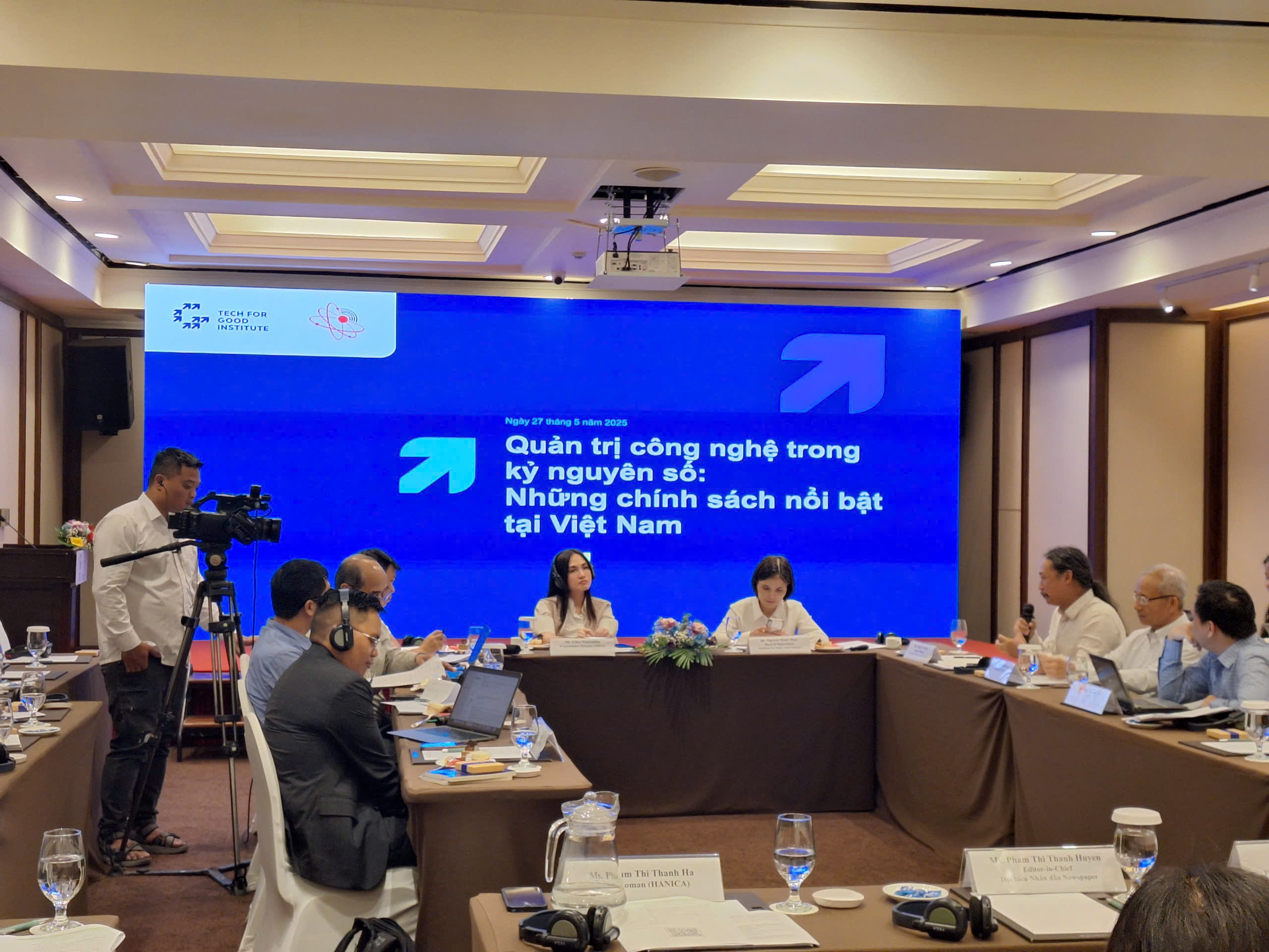 Quản trị công nghệ trong kỷ nguyên số Thể chế cần đi trước thực tiễn