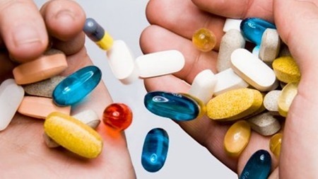 Phó Thủ tướng yêu cầu rà soát bất cập trong quản lý an toàn thực phẩm chức năng