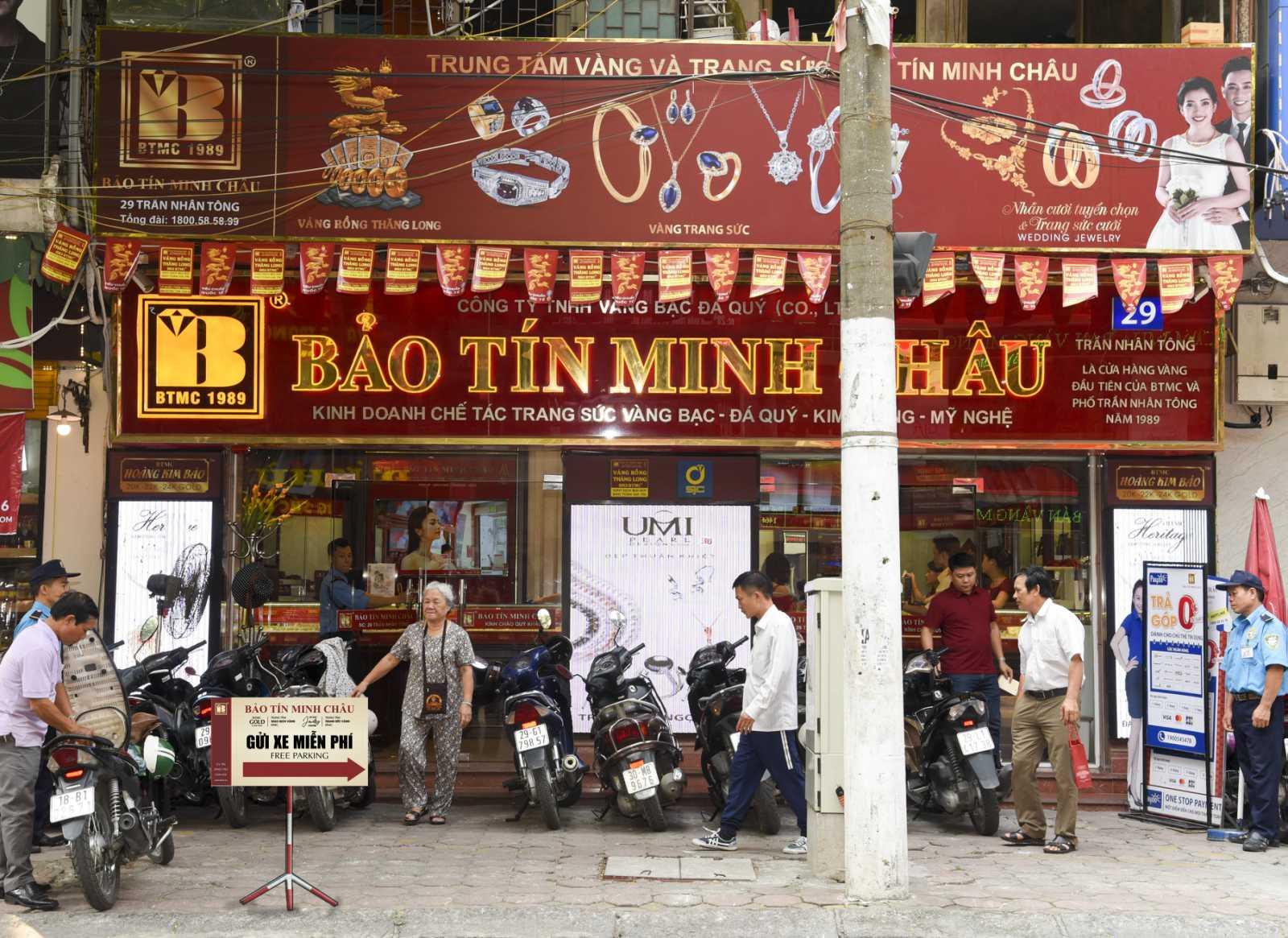 Chuyển thông tin vi phạm của Bảo Tín Minh Châu sang Bộ Công an để xác minh, điều tra, xử lý