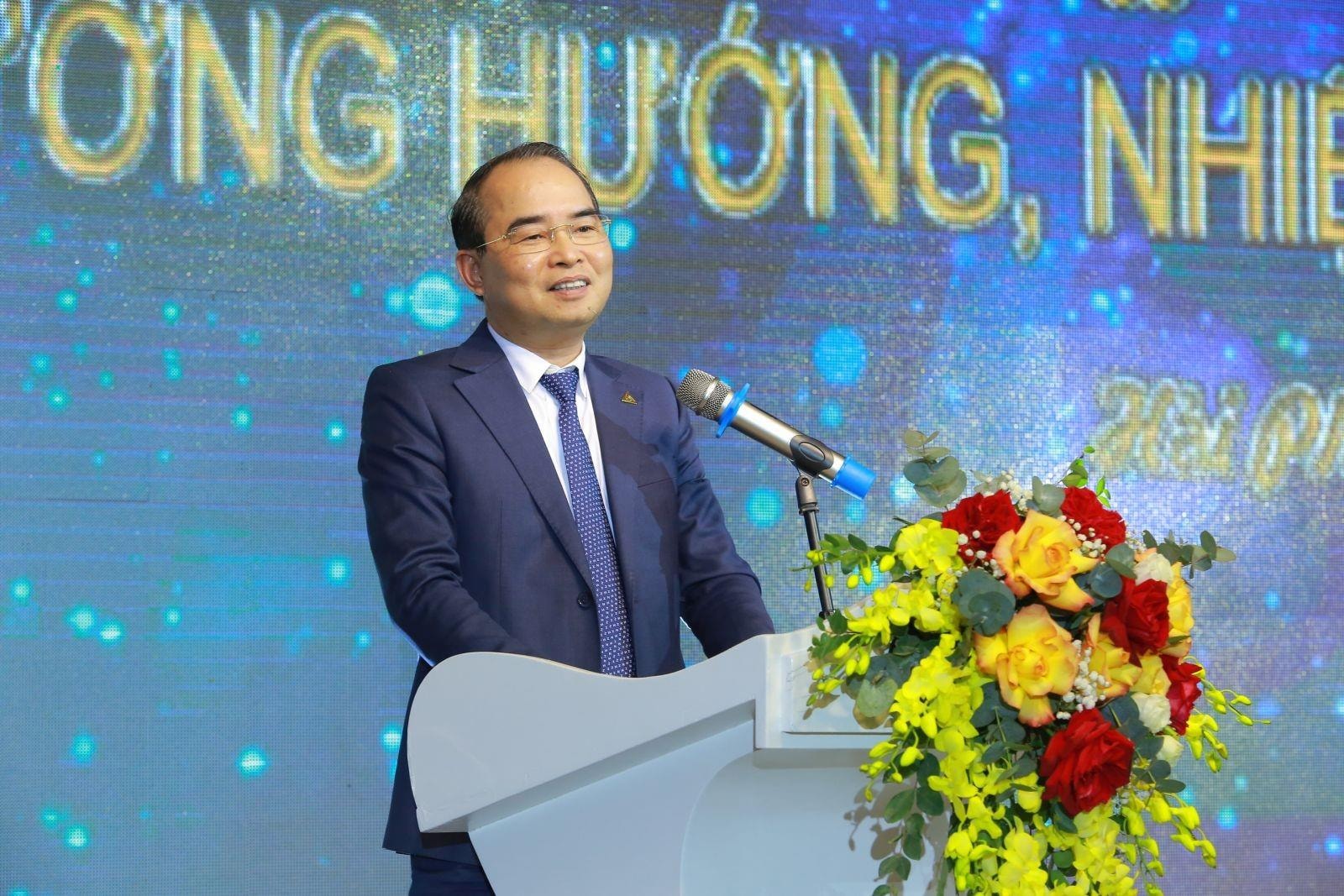 Chủ tịch Việt Phát Group (VPG) bị khởi tố, cổ phiếu giảm sàn liên tiếp