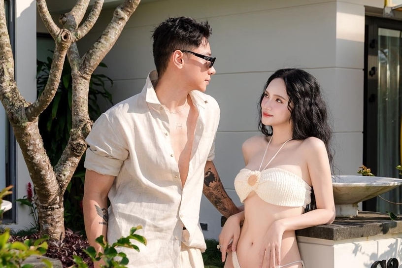 Hoa hậu Hương Giang đáp lại khi bị nói mặc bikini trong sinh nhật bạn trai