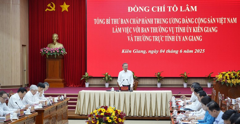 Tổng Bí thư Tô Lâm Hợp nhất An Giang và Kiên Giang tạo trục phát triển “núi - đồng bằng - biên giới - biển đảo”