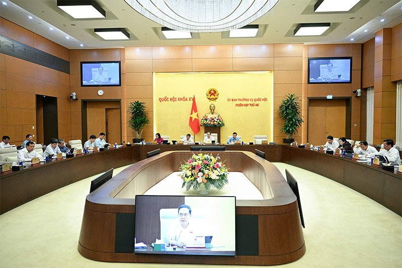  Hoàn thiện chính sách tài chính Bước tiến quản lý vốn và đầu tư