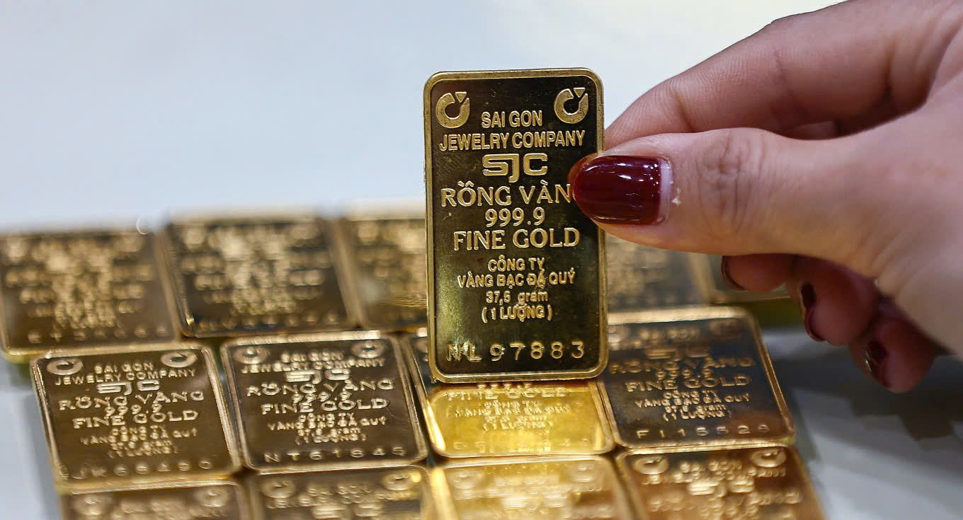 Giá vàng hôm nay 106 Vàng miếng trong nước tăng đến 800.000 đồnglượng