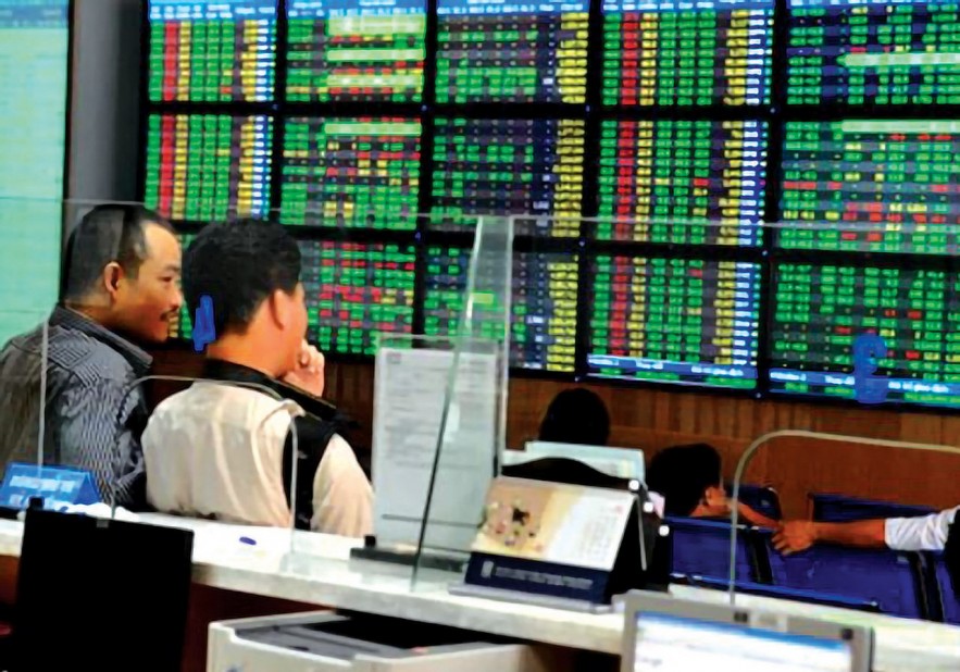 Thị trường vào nhịp tăng ấn tượng, nhóm ngành nào đang hút dòng tiền