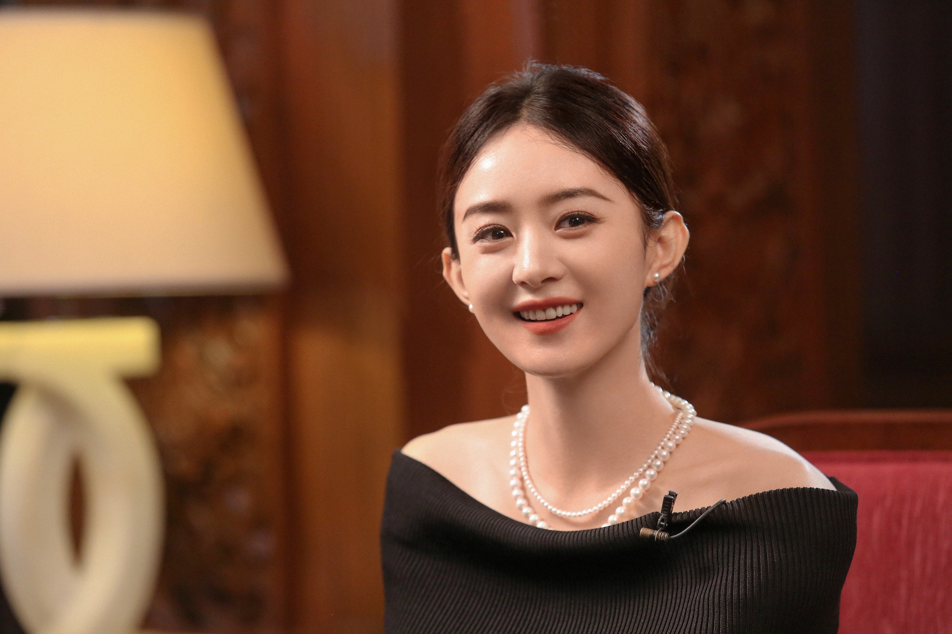 Mỹ nhân Hoa ngữ sau ly hôn Triệu Lệ Dĩnh sự nghiệp thăng hoa, tình trường tai tiếng