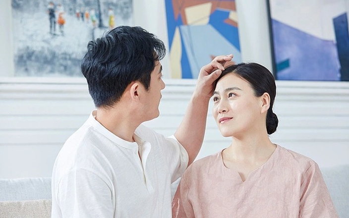 Chồng qua đời, tôi được người quen giới thiệu 3 người đàn ông, nhưng chỉ vài tuần gặp nhau, họ đã khiến tôi bỏ chạy