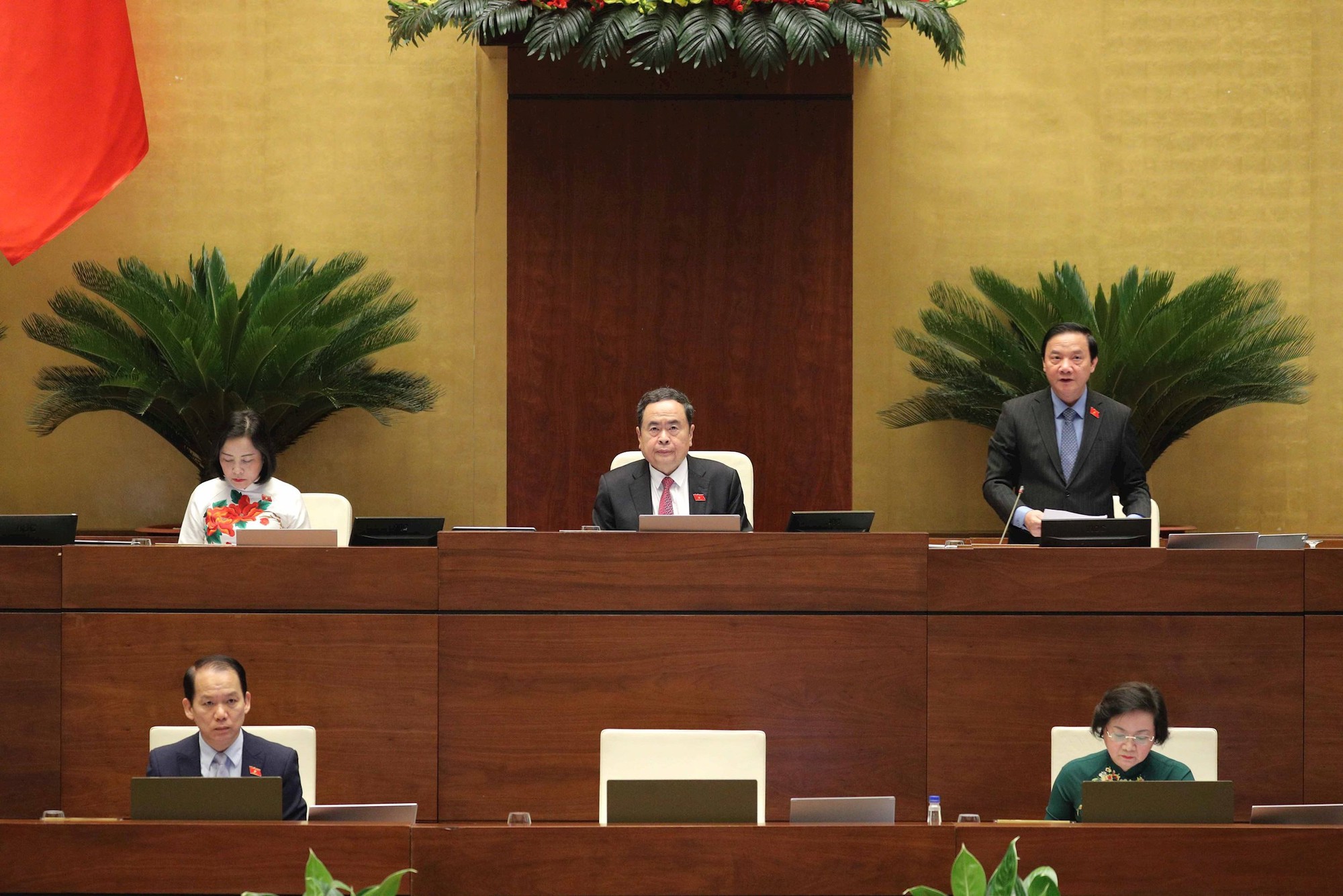 Quốc hội thông qua Nghị quyết sắp xếp đơn vị hành chính cấp tỉnh năm 2025