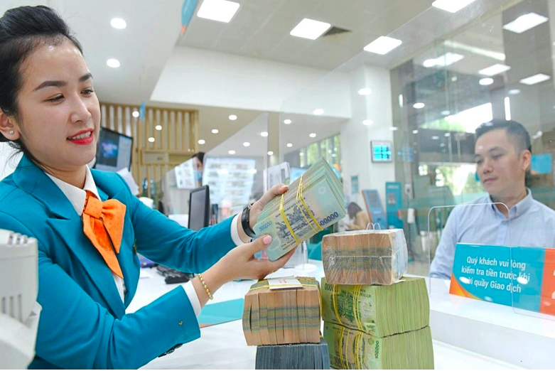 Doanh nghiệp hết khát vốn sau cú bơm hơn 1 triệu tỷ đồng