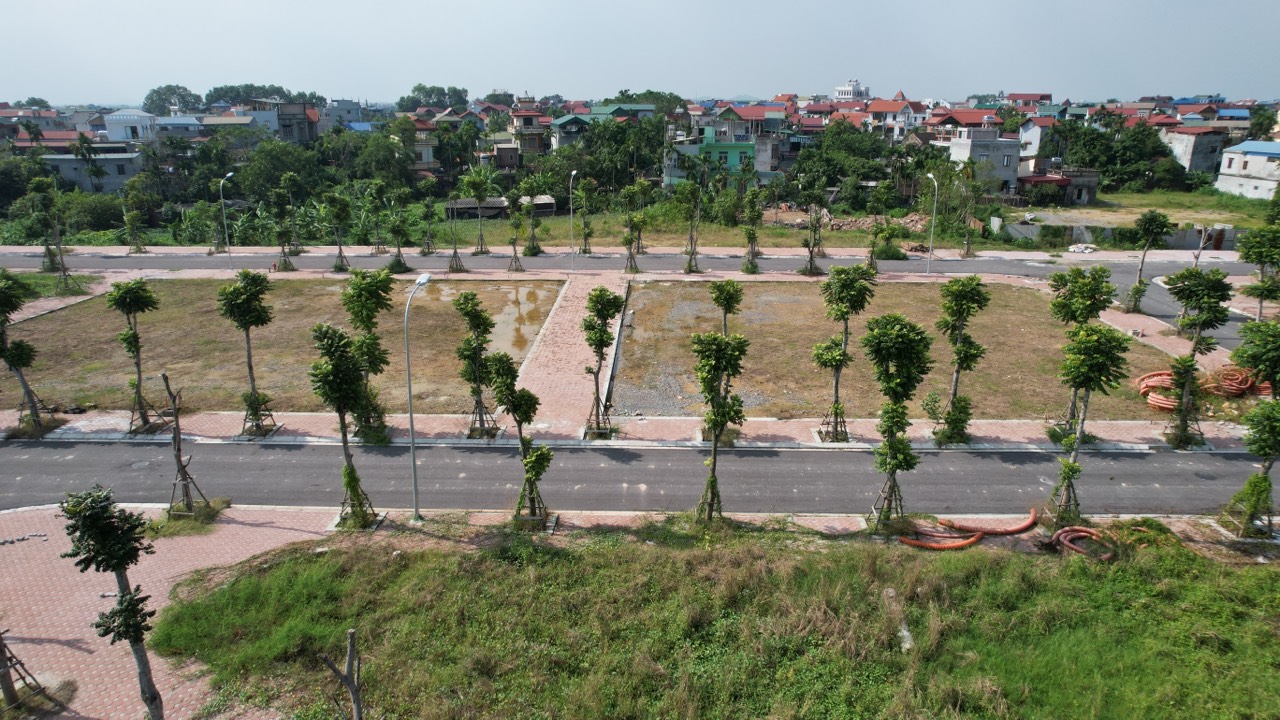 Giá đất nền Quốc Oai tăng nhanh nhưng chưa đủ sức hút với nhà đầu tư