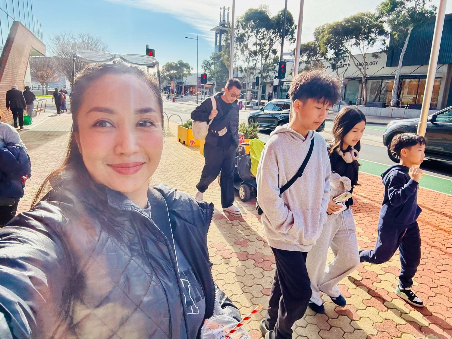 Ốc Thanh Vân bất ngờ tiết lộ ở nhà thuê, xe đi mượn